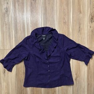 Avenue brand purple blouse V-neck, ruffle details, 3/4 sleeves Size 18/20